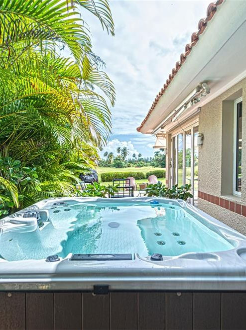 Properties for rental and sales (Jacuzzi)